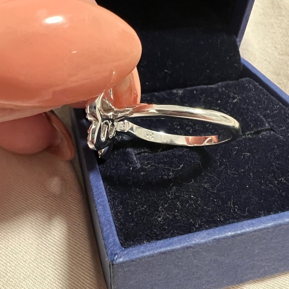 Vintage Butterfly Swarovski Ring size 8 - Picture 4 of 5